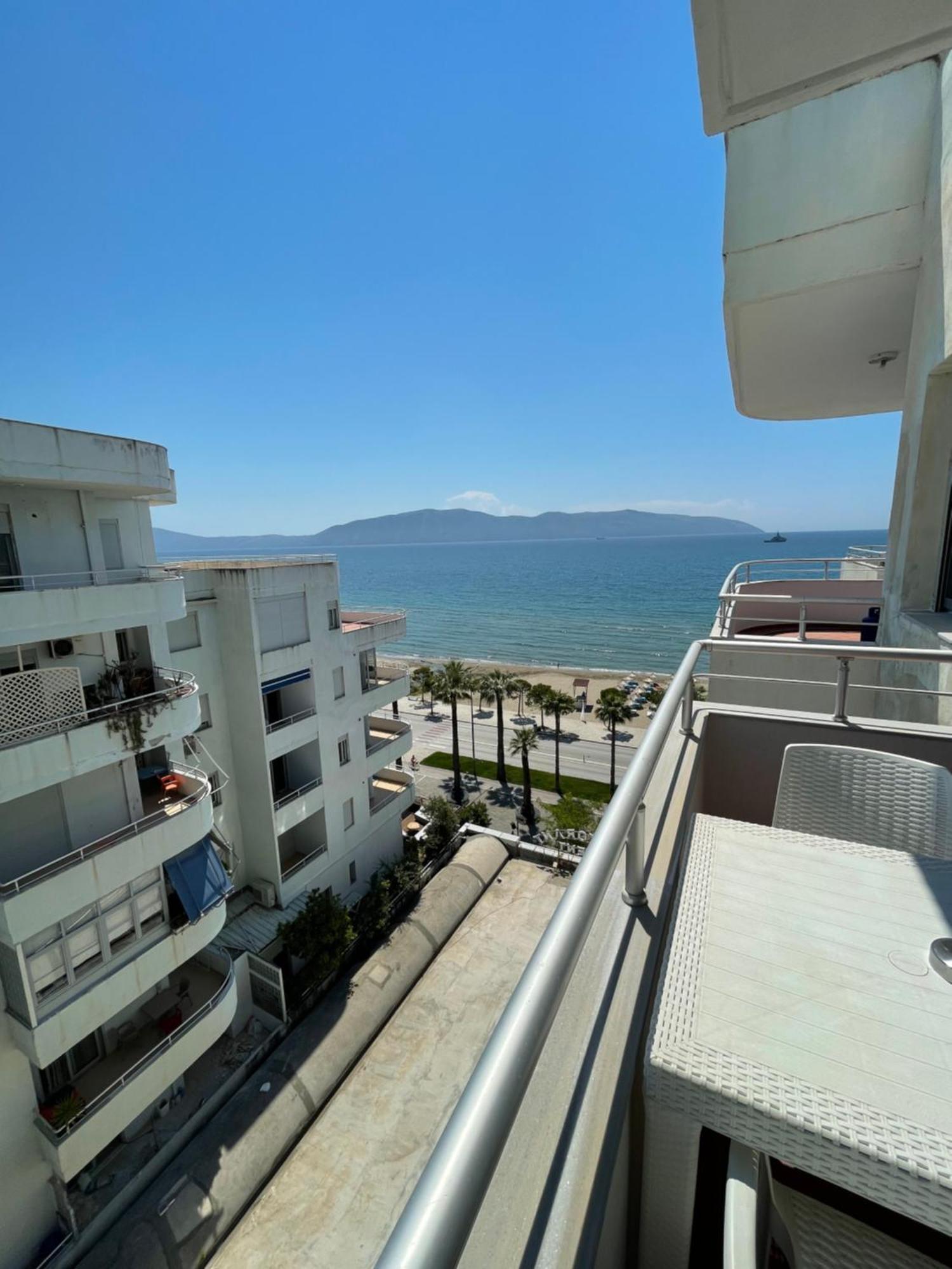 Belleview 7 *